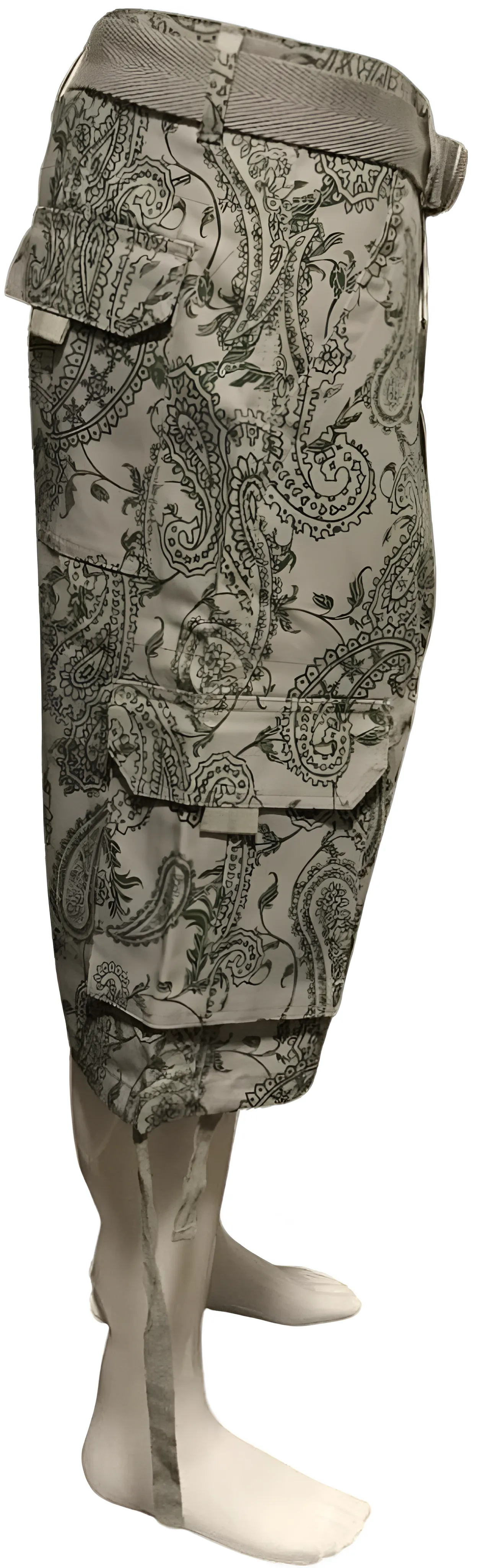 ^JMC^ BELTED GREY CARGO SHORTS WITH GREEN PAISLEY DESIGN